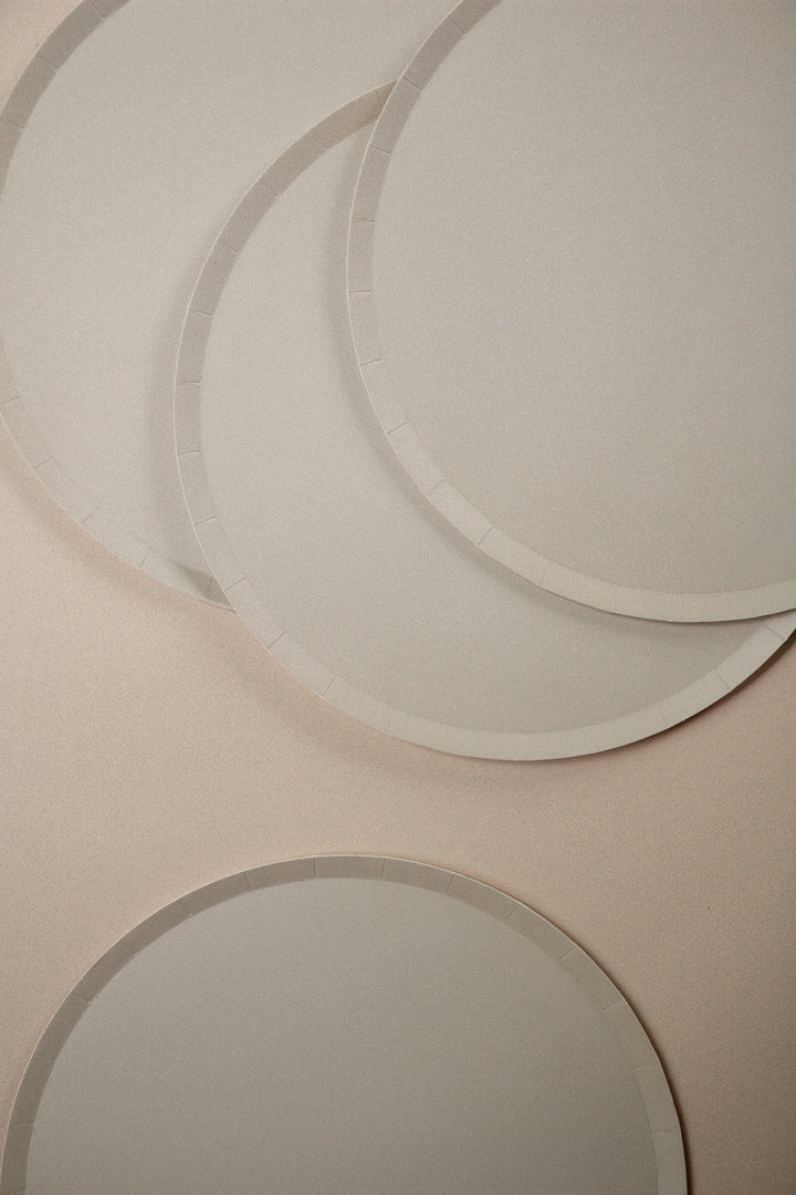 Ensemble de 8 assiettes classiques - Beige