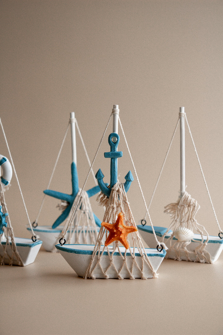 Petit bateau en bois