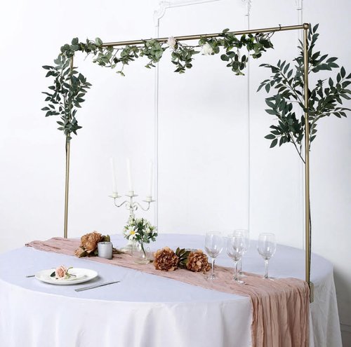 Structure d'arche de table